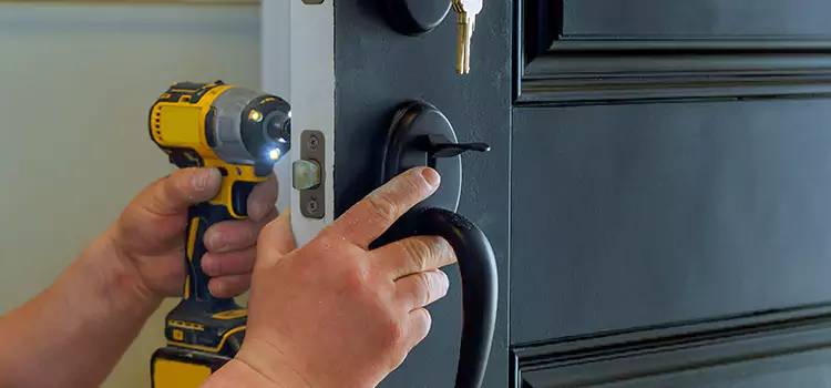 Locksmith Emergency Service Aurora