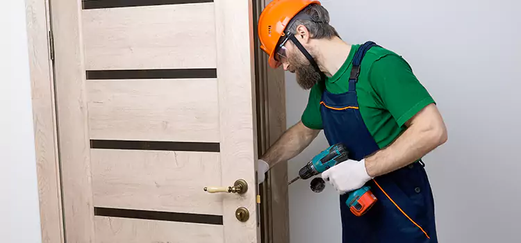 Replace Internal Door Handle with Lock Aurora